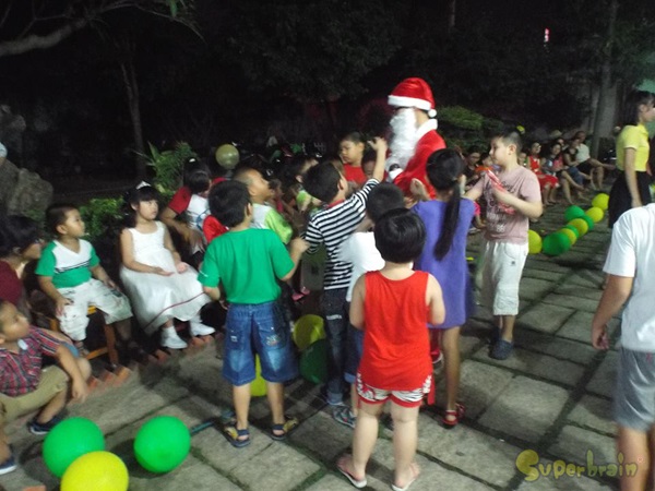 TOÁN TRÍ TUỆ SUPERBRAIN – TÀI NĂNG TỎA SÁNG – NOEL 2014