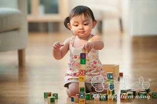 10 BÍ QUYẾT NUÔI CON THÔNG MINH TỪ BÉ