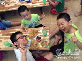 Ăn uống ngon mê ly...hihi