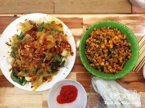 Woa...woa...tiếp đến chúng ta ghé qua gian hàng ẩm thực xem nào...nhìn hấp dẫn quá