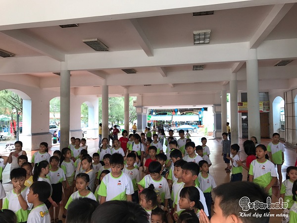 superbrain-ca-mau-tung-bung-khai-truong