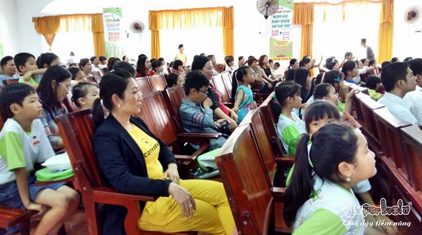 superbrain-ca-mau-tung-bung-khai-truong