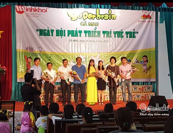 superbrain-ca-mau-tung-bung-khai-truong