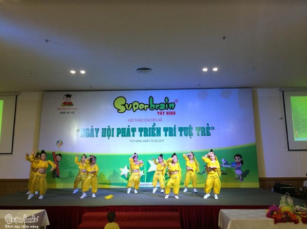 superbrain-tay-ninh-tung-bung-khai-truong