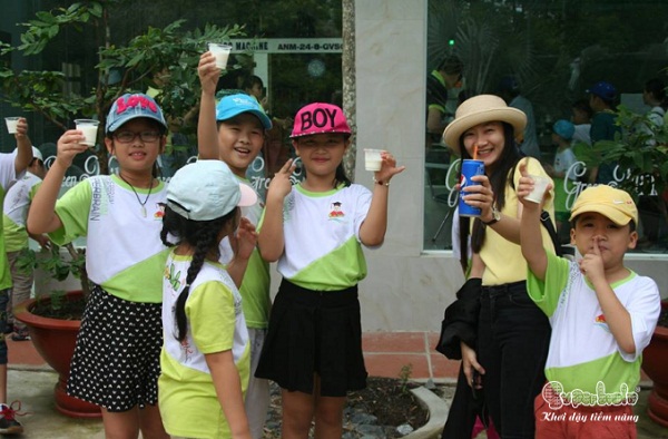 mua-he-y-nghia-voi-nhung-chuyen-di-cung-cac-ban-nho-superbrain