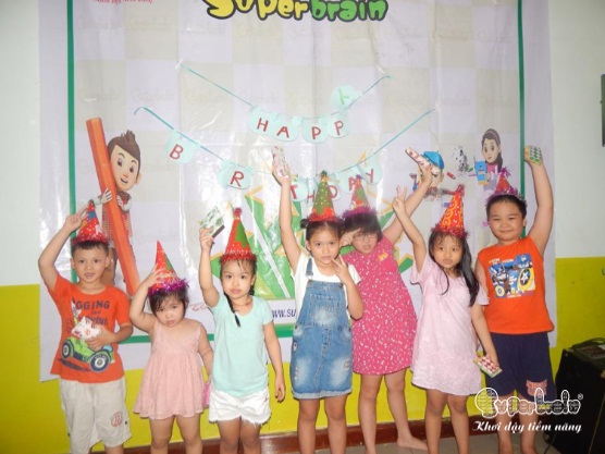 tet-thieu-nhi-1-6-cung-toan-tri-tue-superbrain