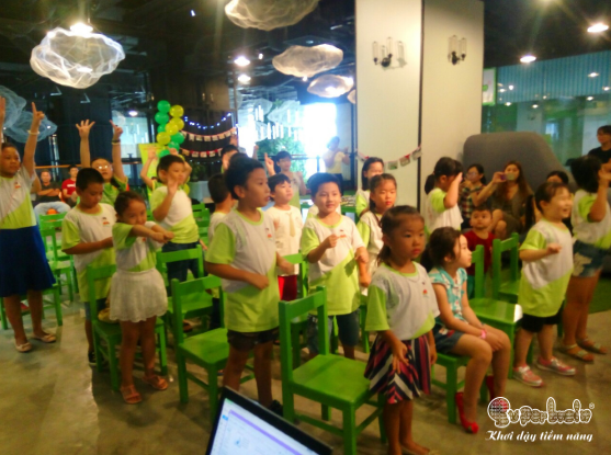 LỄ TỔNG KẾT KHÓA HÈ 2017 SUPERBRAIN QUẬN 2 THE VISTA VÀ SUPERBRAIN BÌNH THẠNH