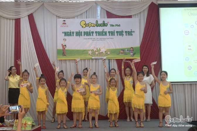 SUPERBRAIN TÂN PHÚ – TƯNG BỪNG KHAI TRƯƠNG