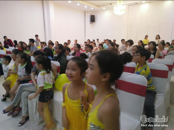 SUPERBRAIN TÂN PHÚ – TƯNG BỪNG KHAI TRƯƠNG