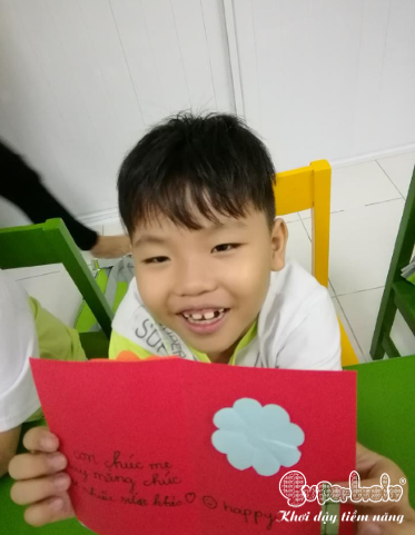 chuc-mung-ngay-phu-nu-viet-nam-20-10-cung-superbrain-viet-nam