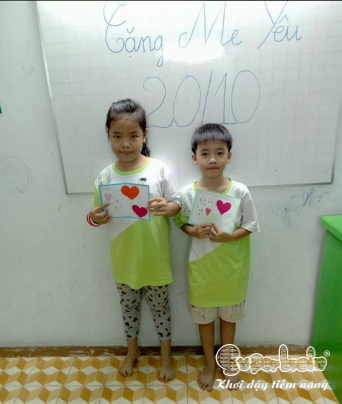 (Trái tim to bự luôn dành cho mẹ của con)