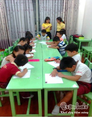 chuc-mung-ngay-phu-nu-viet-nam-20-10-cung-superbrain-viet-nam