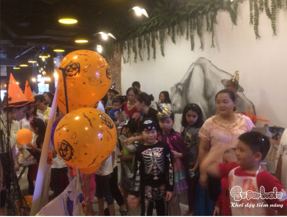 ĐẠI TIỆC HALLOWEEN CÙNG SUPERBRAIN VIỆT NAM