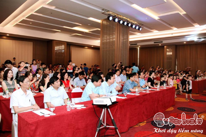 SUPERBRAIN VIỆT TRÌ – TƯNG BỪNG KHAI TRƯƠNG