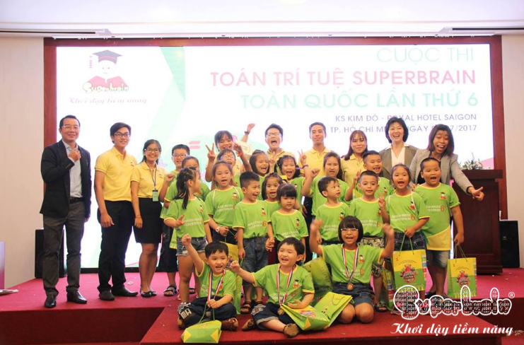 KỶ NIỆM MỘT NĂM CỦA SUPERBRAIN QUẬN 12