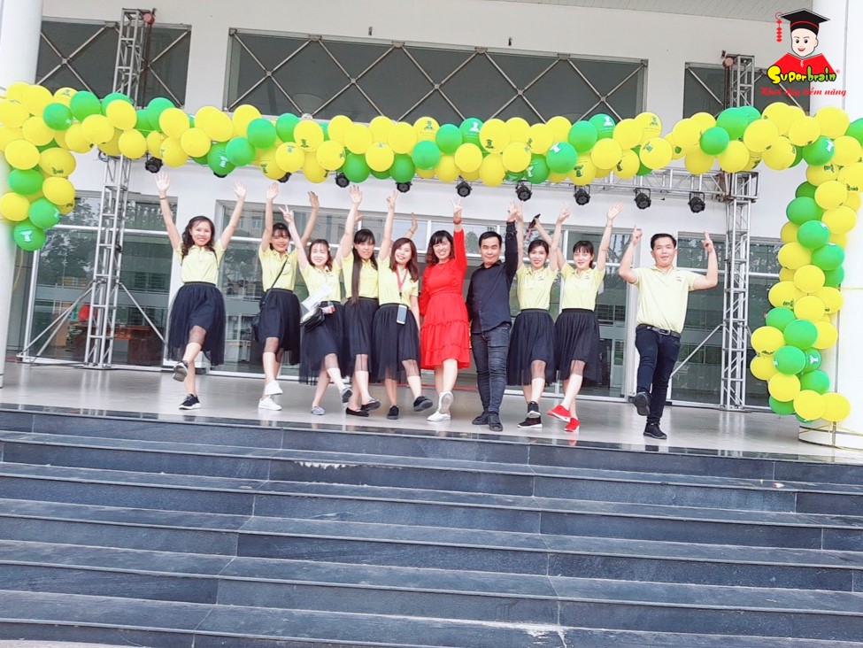 CUỘC THI RUNG CHUÔNG VÀNG PHIÊN BẢN SUPERBRAIN LONG AN 5