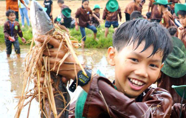 HỌC VIÊN SUPERBRAIN THAM GIA LỄ HỘI NGÀY MÙA Ở QUẢNG NGÃI