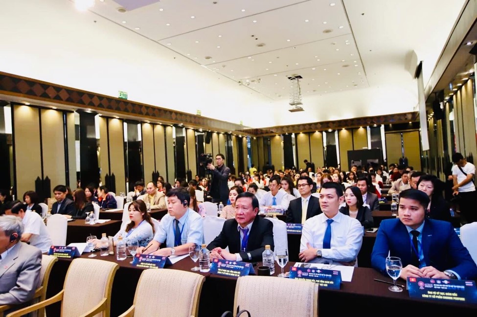 DANH HIỆU "DOANH NGHIỆP VÀNG ASEAN"