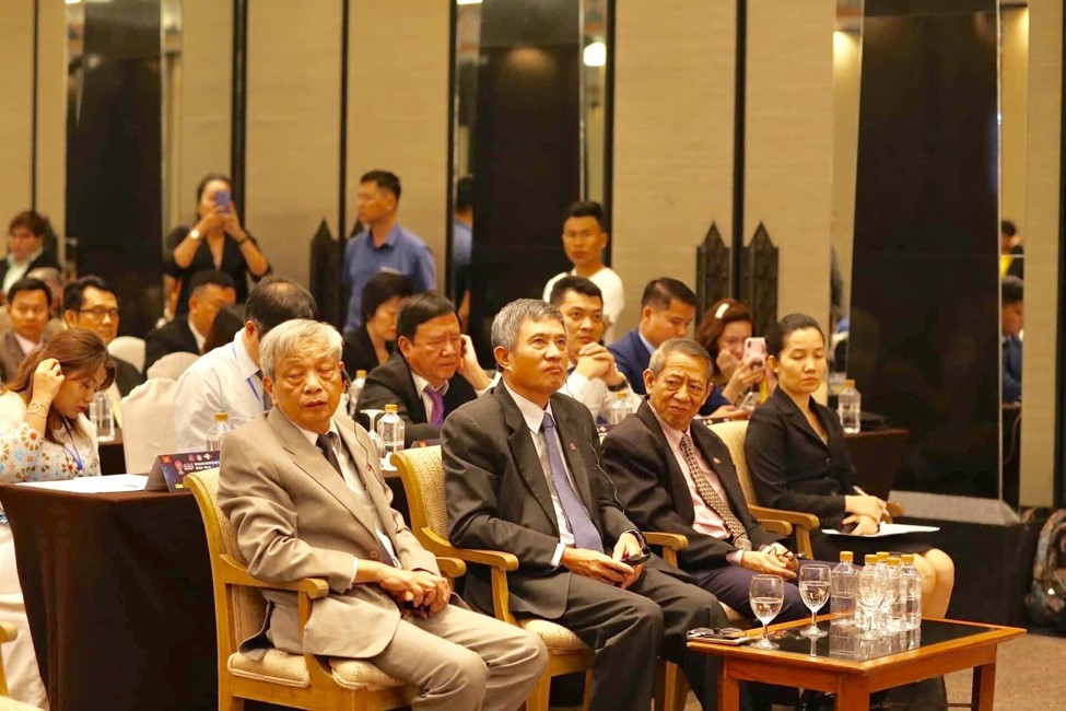 DANH HIỆU "DOANH NGHIỆP VÀNG ASEAN"