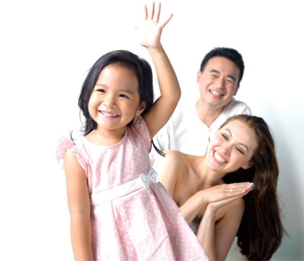 Khích lệ trẻ đúng lúc luôn có một tác dụng tuyệt vời