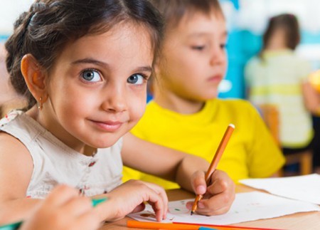 Xây dựng lòng tin cho trẻ