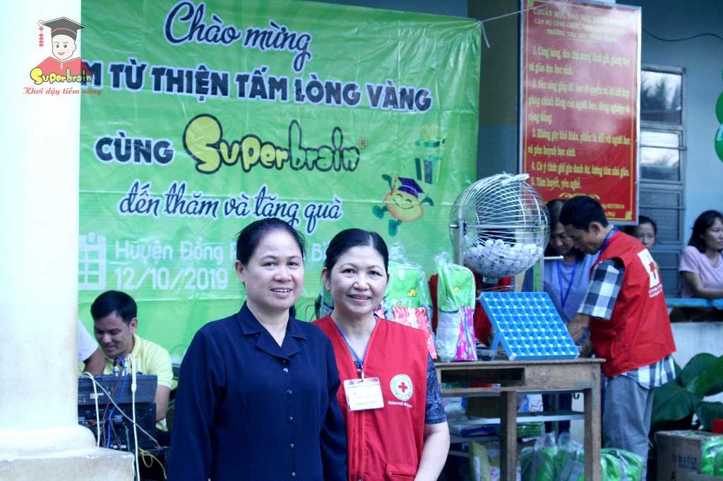 “SUPERBRAIN VÌ CỘNG ĐỒNG” – THĂM VÀ TRAO QUÀ CHO TRẺ EM BÌNH PHƯỚC