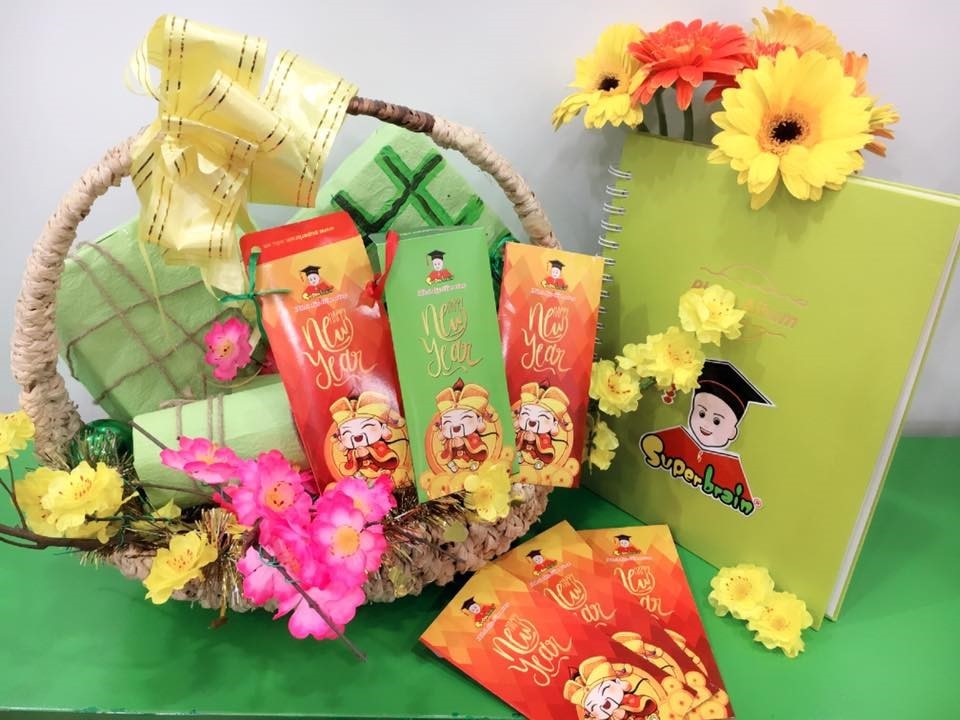 Tết Đinh Dậu Superbrain Việt Nam Rộn Ràng Không Khí