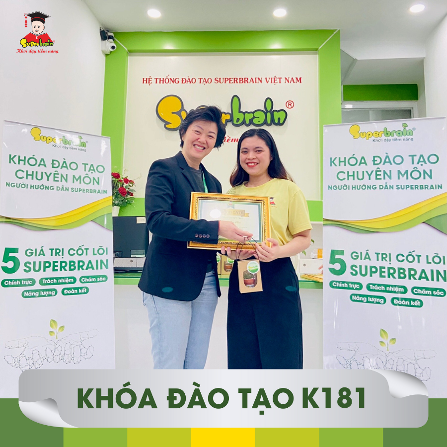 Cô Hân - Superbrain Xuyên Mộc